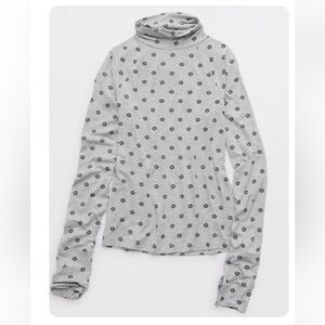 Aerie offline long sleeve turtle neck shirt